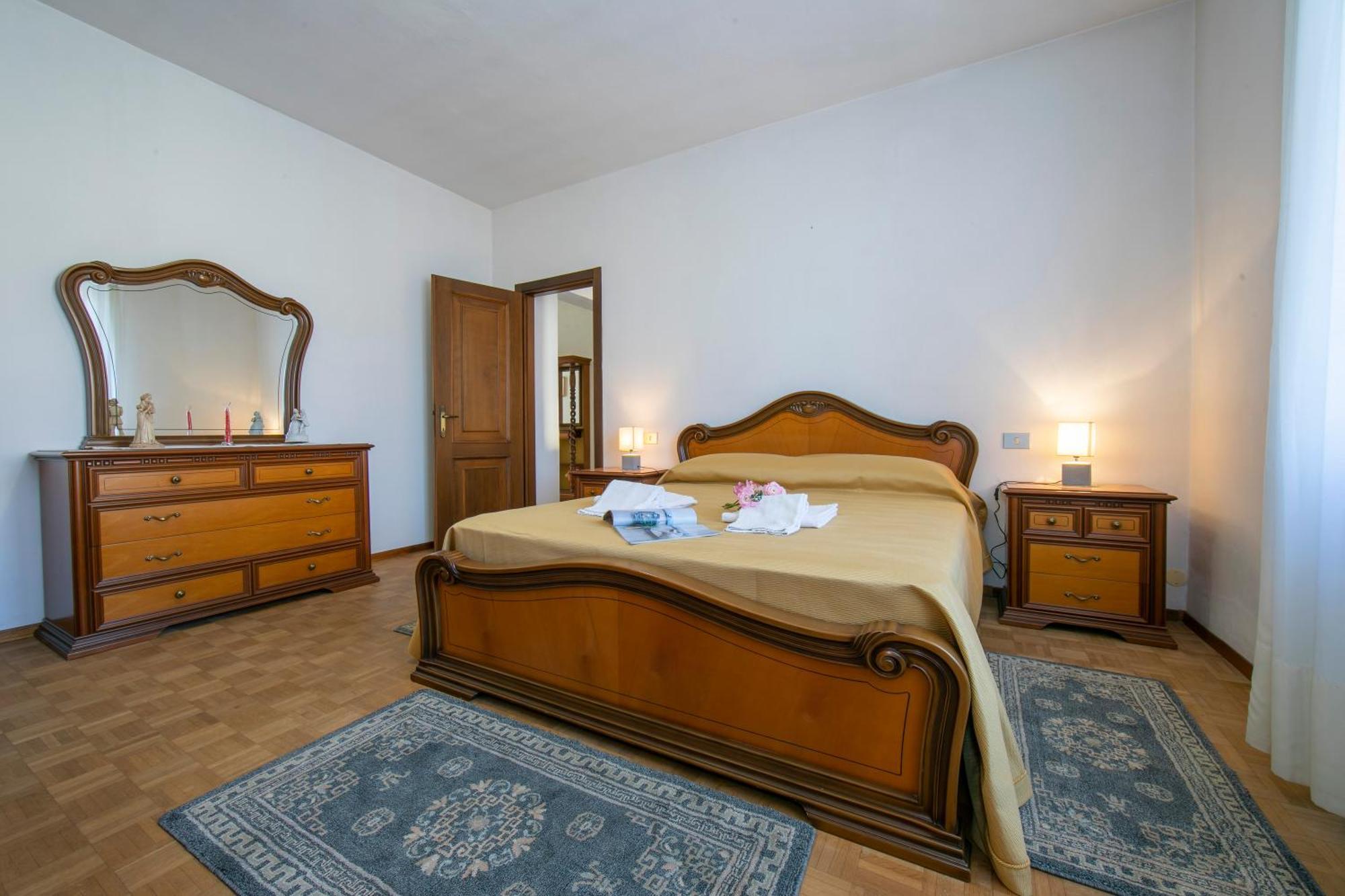Casa Amabile With Salty Water Pool - Happy Rentals Reno Di Leggiuno Luaran gambar