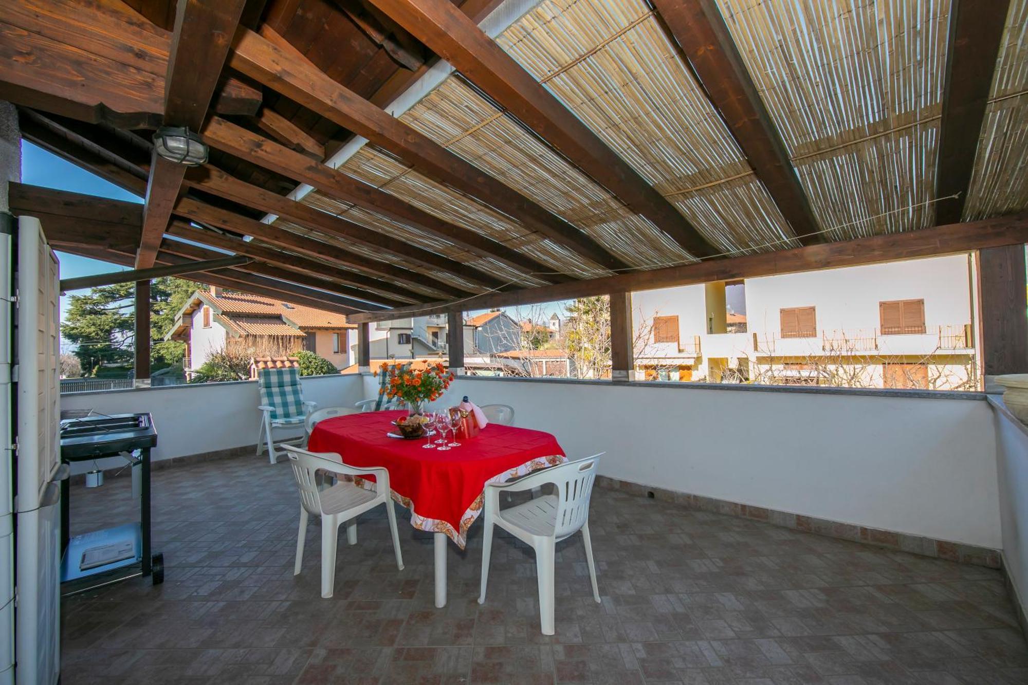 Casa Amabile With Salty Water Pool - Happy Rentals Reno Di Leggiuno Luaran gambar